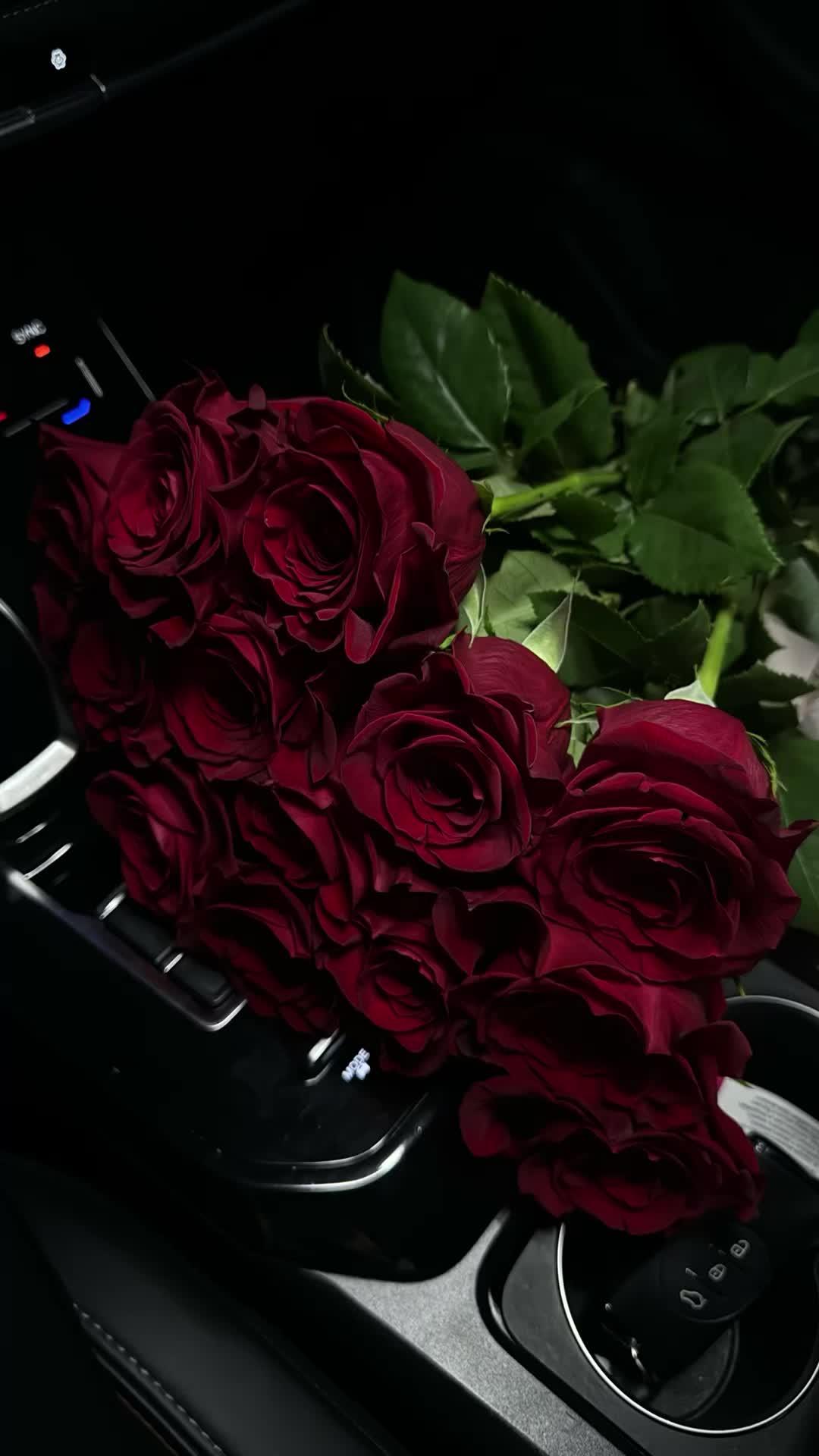 Corporate meeting room with carefully timed floral arrangements that maintain elegance throughout business hours